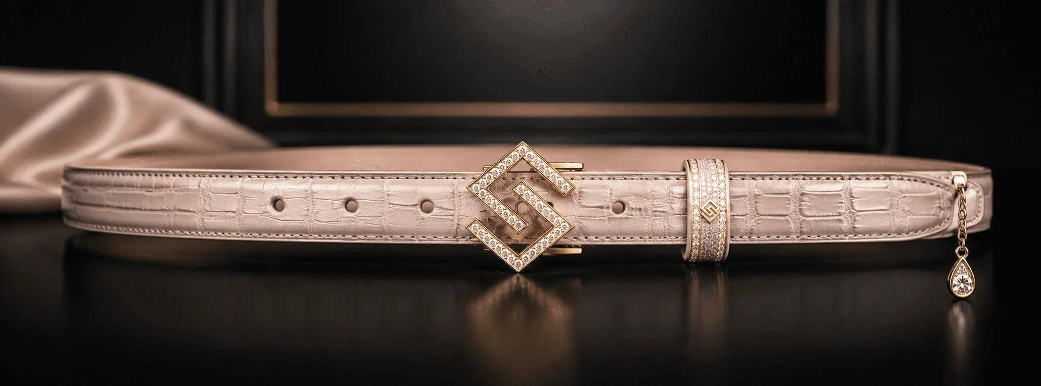 Swagoraimo Diamond Signature Belt - 𝓢𝓦𝓐𝓖𝓞𝓡𝓐𝓘𝓜𝓞